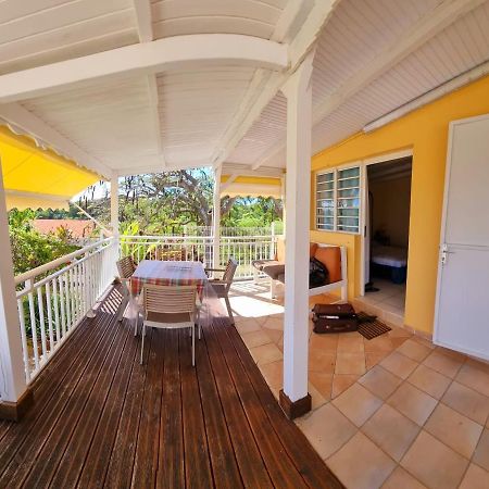 Loue F3 Vue Sur Mer Dans Propriete Privee Sainte-Anne  Exterior photo